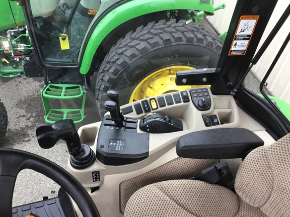 2024 John Deere 4066R Tractor Compact