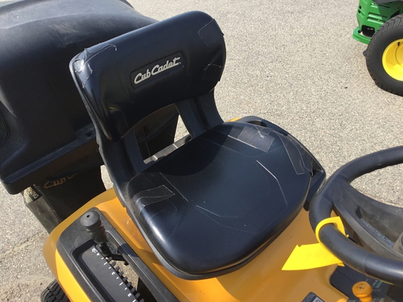 2015 Cub Cadet XT2 Garden Tractor