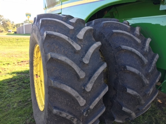2014 John Deere S660 Combine