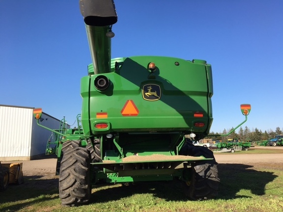 2014 John Deere S660 Combine