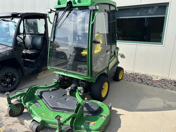 2017 John Deere 1570 Mower/Front Deck