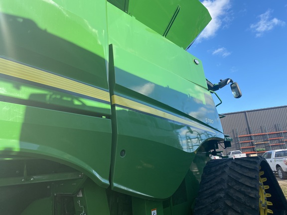 2023 John Deere S780 Combine