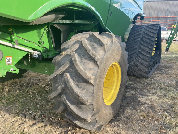 2023 John Deere S780 Combine