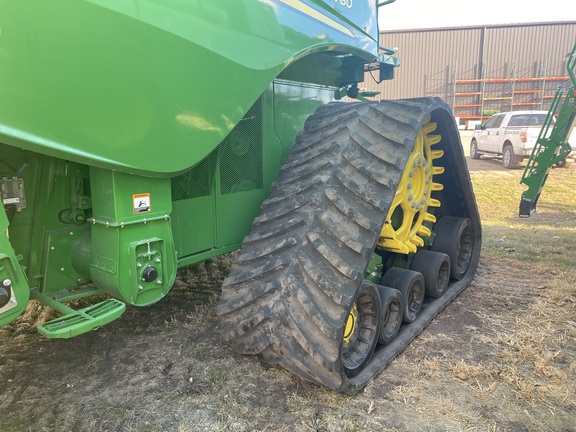 2023 John Deere S780 Combine