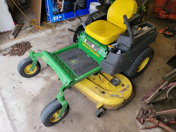 2011 John Deere Z445 Mower/Zero Turn