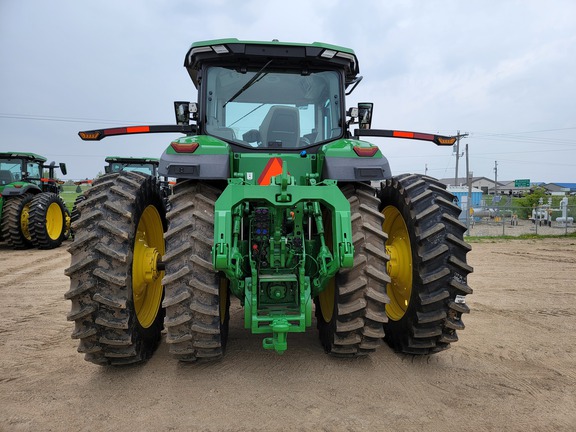 2023 John Deere 8R 310 Tractor