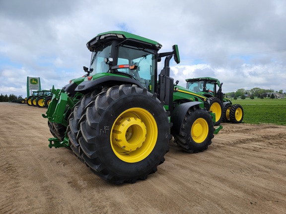 2023 John Deere 8R 370 Tractor