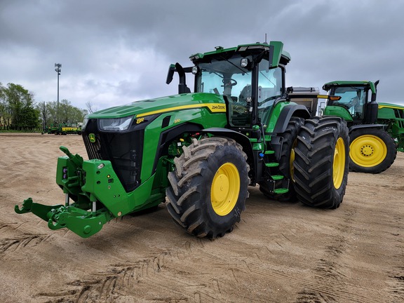 2023 John Deere 8R 370 Tractor