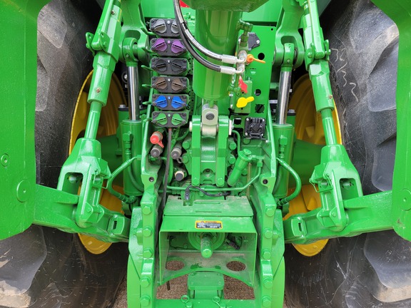 2023 John Deere 8R 370 Tractor