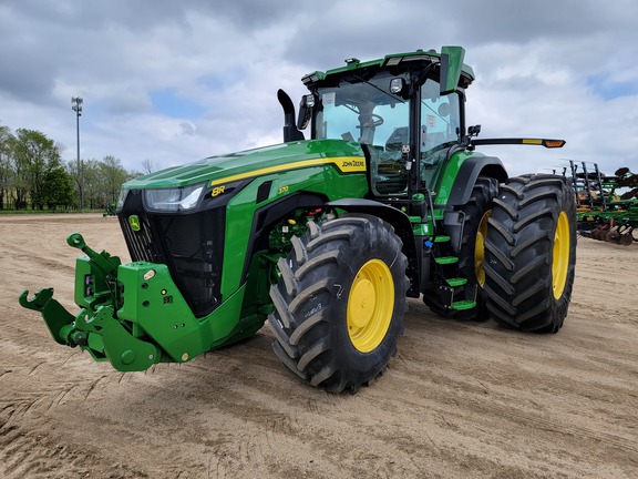 2023 John Deere 8R 370 Tractor