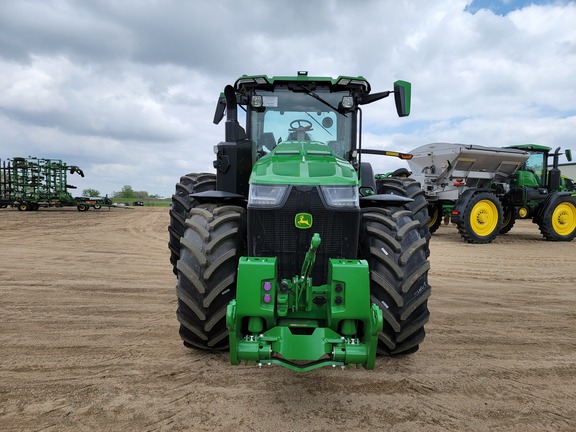 2023 John Deere 8R 370 Tractor