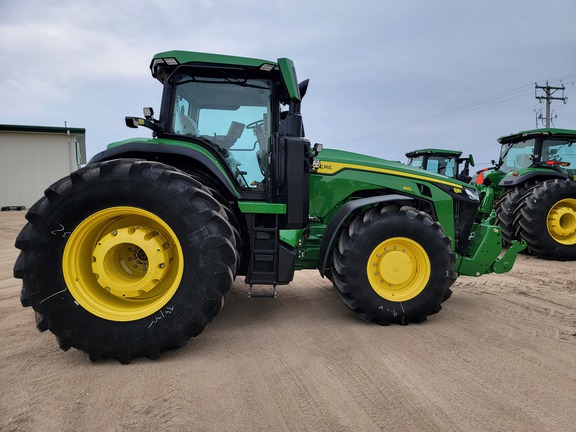 2023 John Deere 8R 410 Tractor