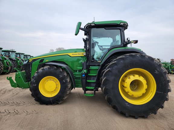 2023 John Deere 8R 410 Tractor