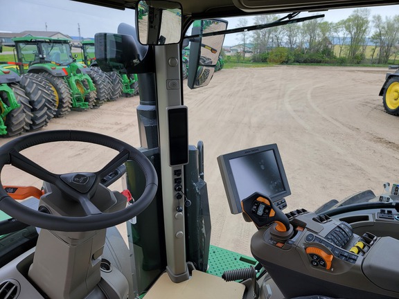 2023 John Deere 8R 410 Tractor