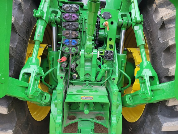 2023 John Deere 8R 370 Tractor