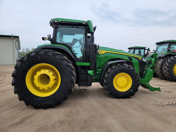 2023 John Deere 8R 410 Tractor