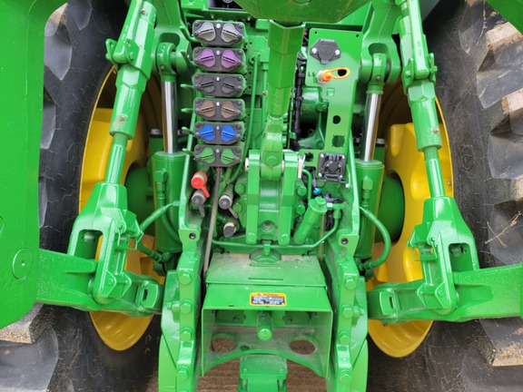 2023 John Deere 8R 410 Tractor