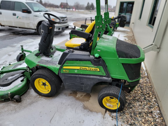 2021 John Deere 1570 Mower/Front Deck