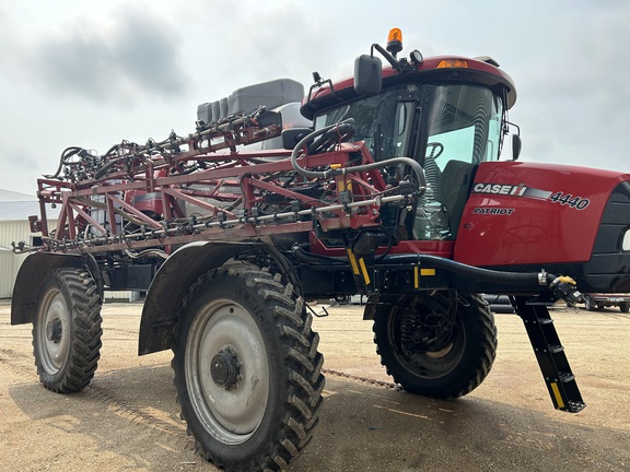 2021 Case IH Patriot 4440 Sprayer/High Clearance