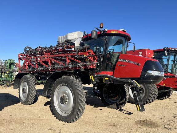 2021 Case IH Patriot 4440 Sprayer/High Clearance