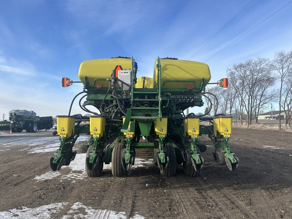 2006 John Deere DB80 Planter