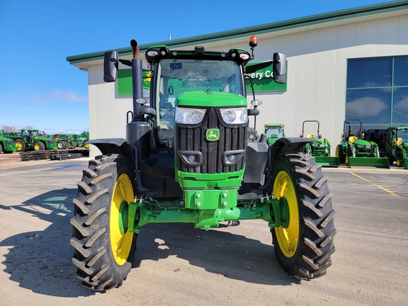 2022 John Deere 6R 175 Tractor