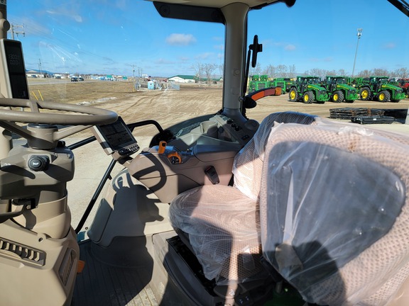2022 John Deere 6R 175 Tractor