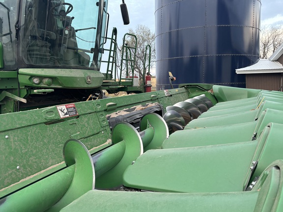 2021 John Deere C8R Header Corn Head