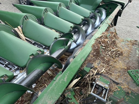 2021 John Deere C8R Header Corn Head