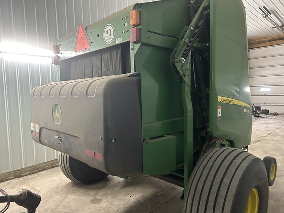 2021 John Deere 560M Baler/Round