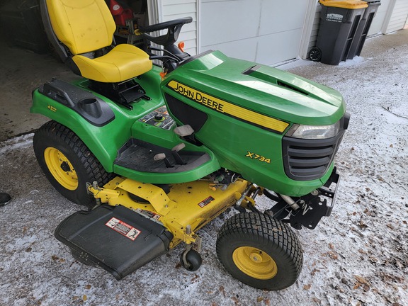 2015 John Deere X734 Garden Tractor