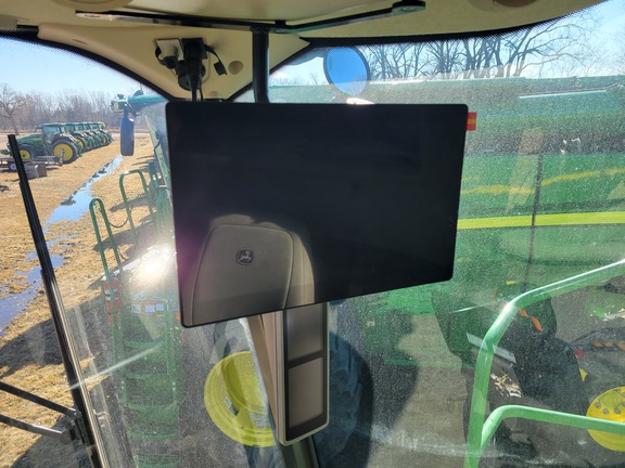 2024 John Deere S780 Combine