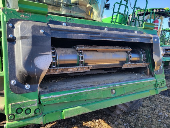 2024 John Deere S780 Combine