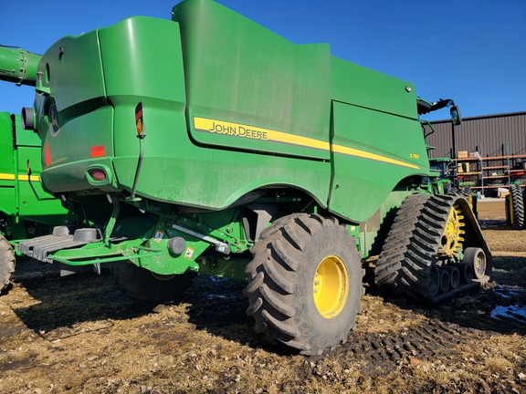 2024 John Deere S780 Combine