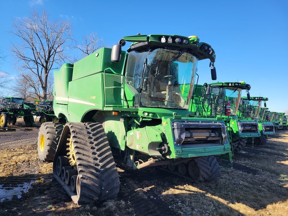 2024 John Deere S780 Combine