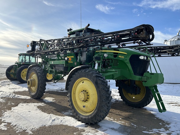 2009 John Deere 4830 Sprayer/High Clearance