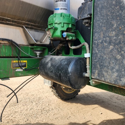 2018 John Deere R4038 Sprayer/High Clearance