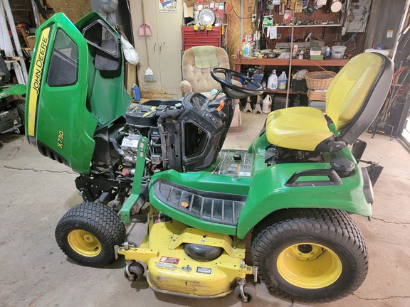 2013 John Deere X730 Garden Tractor