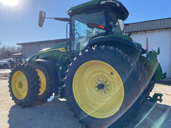 2024 John Deere 8R 370 Tractor