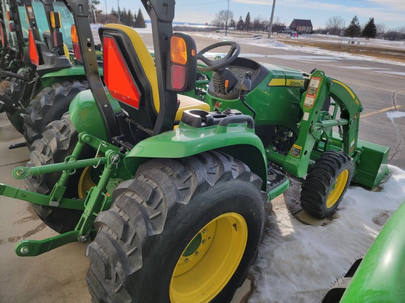 2023 John Deere 3033R Tractor Compact