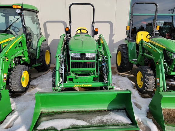 2023 John Deere 3033R Tractor Compact