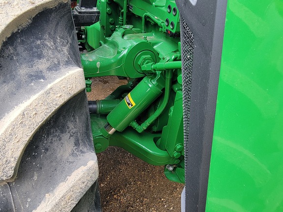 2024 John Deere 8R 250 Tractor