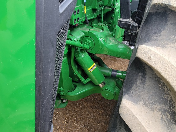 2024 John Deere 8R 250 Tractor