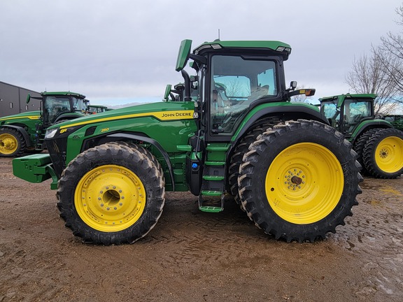 2024 John Deere 8R 250 Tractor