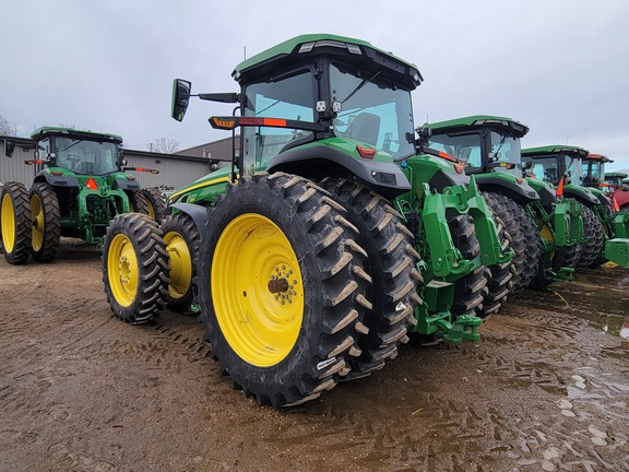 2024 John Deere 8R 250 Tractor