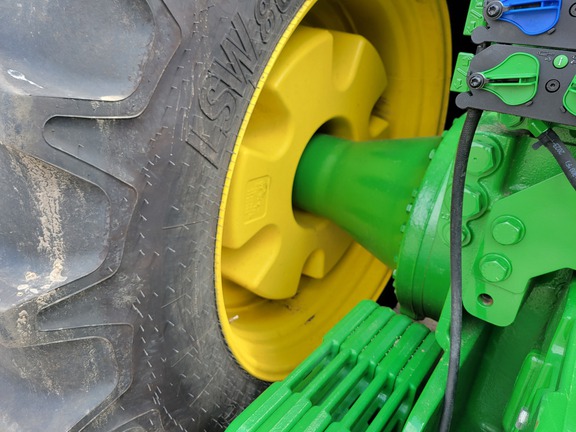 2024 John Deere 9R 640 Tractor 4WD