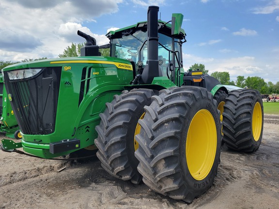 2024 John Deere 9R 640 Tractor 4WD
