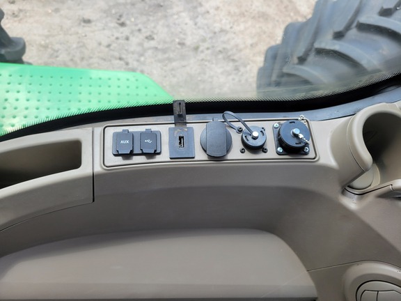 2024 John Deere 9R 640 Tractor 4WD