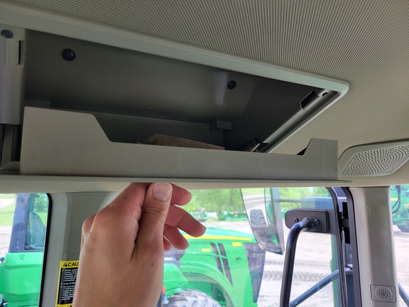 2024 John Deere 9R 640 Tractor 4WD