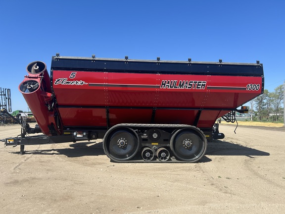 2021 Misc HaulMaster 1300 Grain Cart